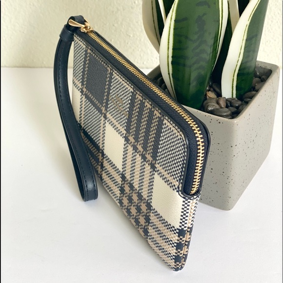 Coach Corner Zip Wallet Wristlet - Picture 3 of 8